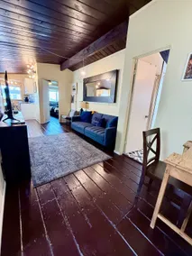1 BR Lakeside Charm APT Ocean Beach - Image 2