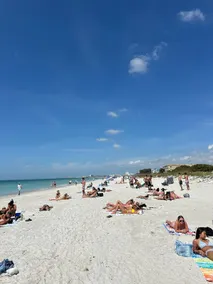Luxury Waterfront Sunset Beach with Jacuzzi - Image 4
