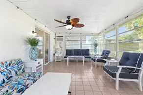Hibiscus Hideaway - Image 2