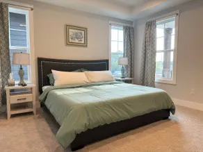 4BR, 4BA, Pet-Frndly,2100SF New Home Near Downtown - Image 2