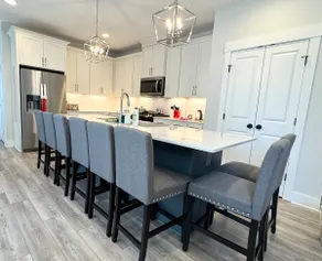 4BR, 4BA, Pet-Frndly,2100SF New Home Near Downtown - Image 4