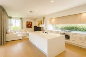 Independent house close to high way/Full AC - Image 2