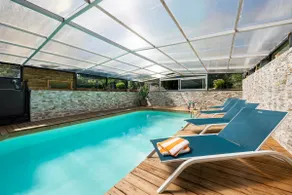 Les Jardins de Marcel · Indoor pool · Garden - Image 2