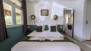 Moorea: RedPalm House, Cook View, A/C, Romantic - Image 4