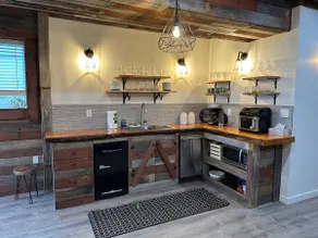 Rustic But Modern Near Tobiano Golf Course! - Image 4