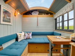 Small Home - Image 3