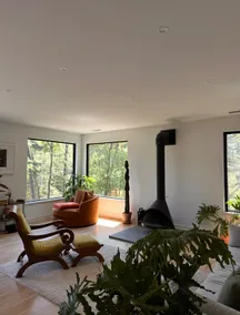 Modern Secluded Retreat - Image 2
