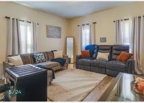 Cozy Adventure Filled Escape Free Parking 2 Bedroom Apts - Image 3