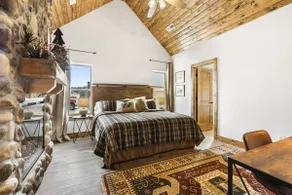Ozark Sunset Views, New Cabin, Free Tix, Cmty Pool - Image 4