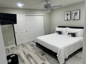 Any’s Suite 1 - Image 2