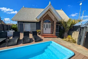 6-minute walk to the sea | Pool, sauna, BBQ, pets | Makame Coast | Maximum 8 people - Image 2