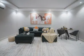 1 Elite Haven – Midtown Suites - Image 4