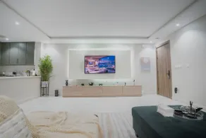 1 Elite Haven – Midtown Suites - Image 3