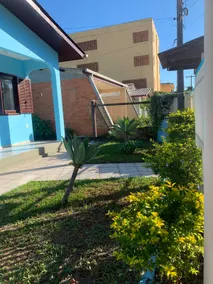 House 1 block from the beach! - 300% off in winter - Image 3