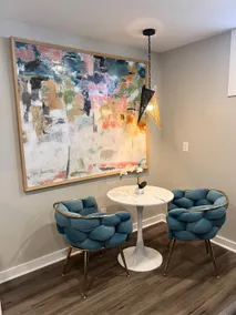 Perfect for Couples Modern~Elegant Small~Cozy - Image 4