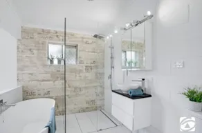 Entire Rental Townhouse in Cairns City, Australia - Image 4