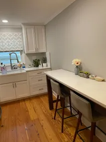 Quaint condo in Marblehead - Image 3