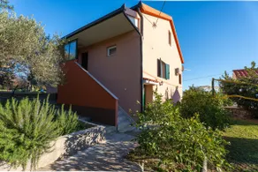 Holiday home Sofia with private pool and stunning view of the sea - Image 2