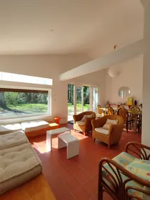 Single-story house in the forest – Lake & Ocean - Image 3