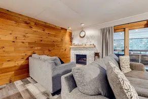 2BR mountain getaway with pool & sauna - Image 5