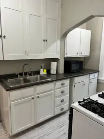 Spacious One Bedroom w/Office - Image 5