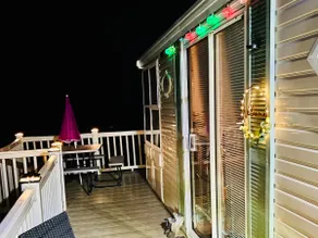Sea Breeze-A Beautiful 3 Bed Pet Friendly Retreat - Image 2