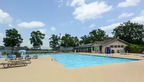 Clean Condo in gated Pointe Royale Golf Resort - Image 2