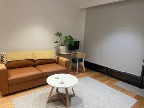 New Architecturally designed 2 Bed Apartment - Image 2
