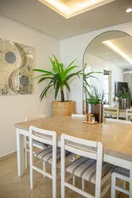 * * * * * Sea views w/ luxury amenities in Salmiya - Image 4
