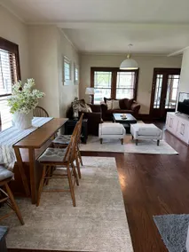 5 Bedroom House ”Quiet Street right off the Lake” - Image 2