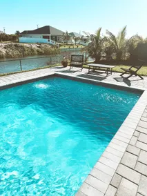 Waterfront Luxury: Heated Pool, Jacuzzi, Gym, Game - Image 5