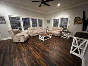 Lakefront Escape – Fishing Pond, Deck & Views - Image 4