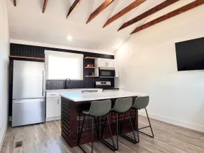 EV Charger 2bd 2bath Duplex Unit B at The Barracks - Image 2