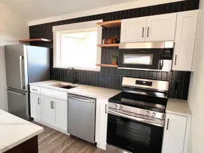 EV Charger 2bd 2bath Duplex Unit B at The Barracks - Image 4