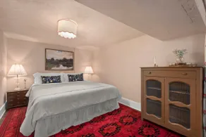 Historic Farmhouse | King Bed/Cinema/Patio/Sunroom - Image 4