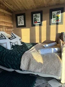 The Deer Hut - Image 3