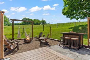 Down the Dirt Road: a cozy, romantic farm escape - Image 5