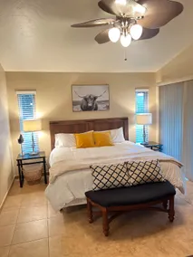 Inviting, Pool w/ Entertainment - Image 3
