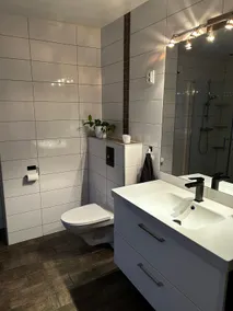 Modern terraced house, good standard. - Image 4
