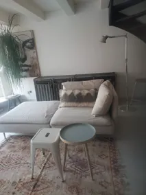 Complete upstairs apartment in the city center. - Image 4