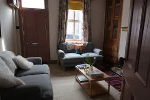 Victorian Farrar Cottage - Image 3