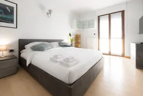 Urbanstudio | Stylish Apartment + Private Terrace - Image 5