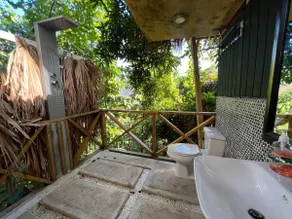 Marley's All-Inclusive Hideaway Cabin - Image 2