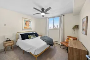 Mins to Saddledome |Free Parking |Central DT Condo - Image 3