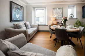 Stylish Maisonette with View - Image 5
