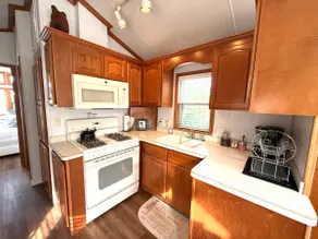 The Hideaway Cabin - Image 5