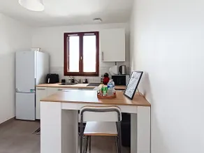 Cozy fully equipped studio, ideal! - Image 2
