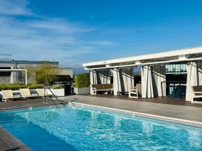 1,200 Sq Ft Japandi Loft | Rooftop Pool + Gym - Image 4