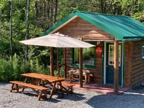 Coca Cola Cabin (So cute) - Image 5