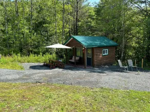 Coca Cola Cabin (So cute) - Image 5